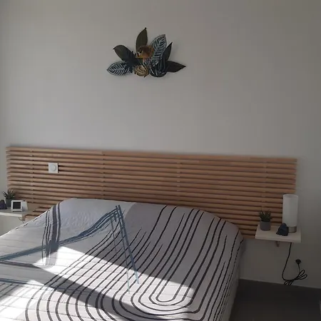 Superbe T2 Climatise Avec Parking, 4 Pers, Proche - Fr-1-798-23 Apartment